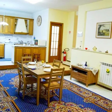 Comfortable Trastevere Apartment *